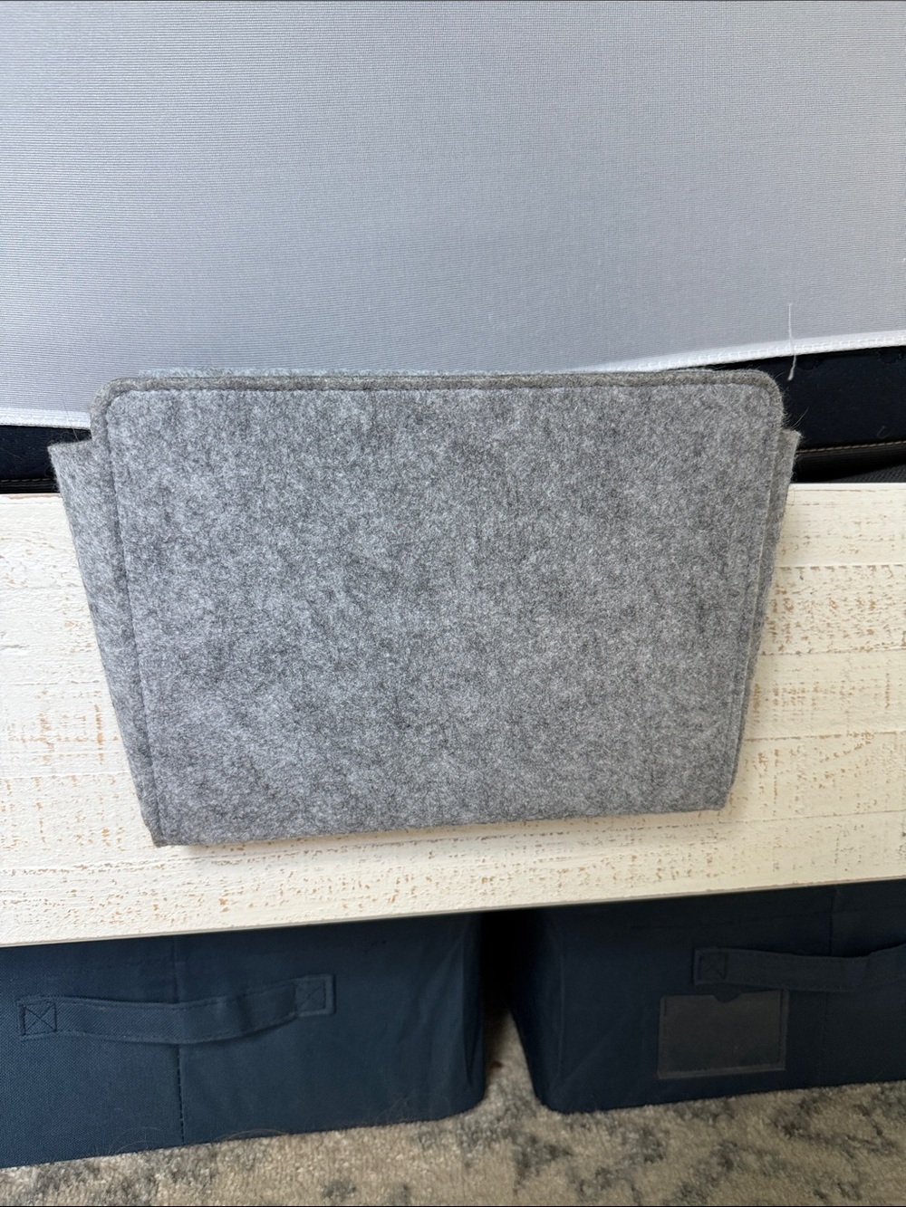 Kirkland Felt Bedside Pocket